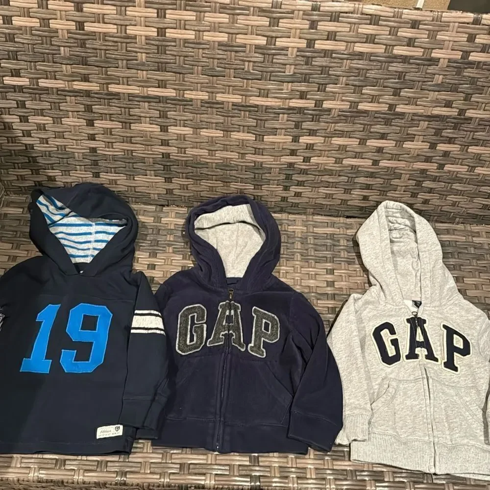 🎉Last deal🎉Gap hoodie and jackets bundle 3